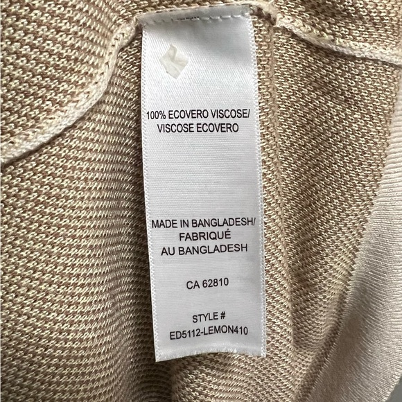 NWT Ricki’s Ladies XXL Lemon Print Crewneck Sweater - Picture 16 of 16